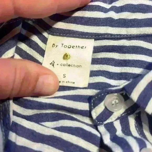 By Together Long Sleeve Button Down Blouse Size Small Rayon Stripe Lightweight - Picture 3 of 6